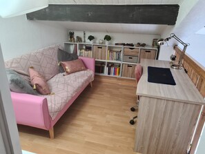 TV, books