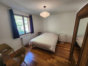 3 bedrooms, bed sheets - Dragonfly nest (Joncels)