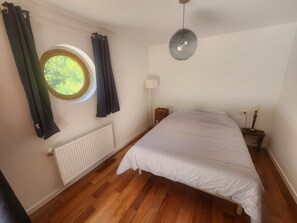 3 chambres, draps fournis