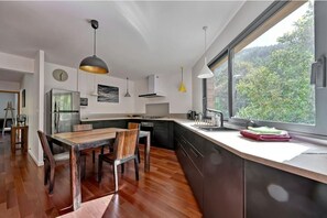 Highchair, dining tables