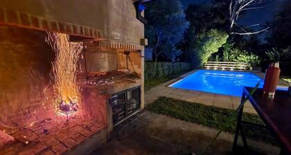 La Tribu, House with pool and whirlpool, ideal for families