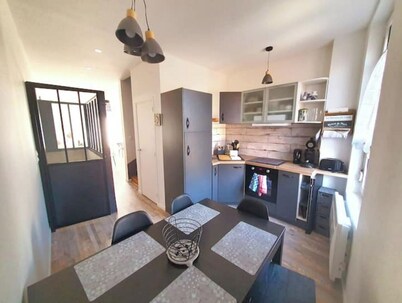 In Mers-Les-Bains comfortable duplex for 4 people close to the center and the sea
