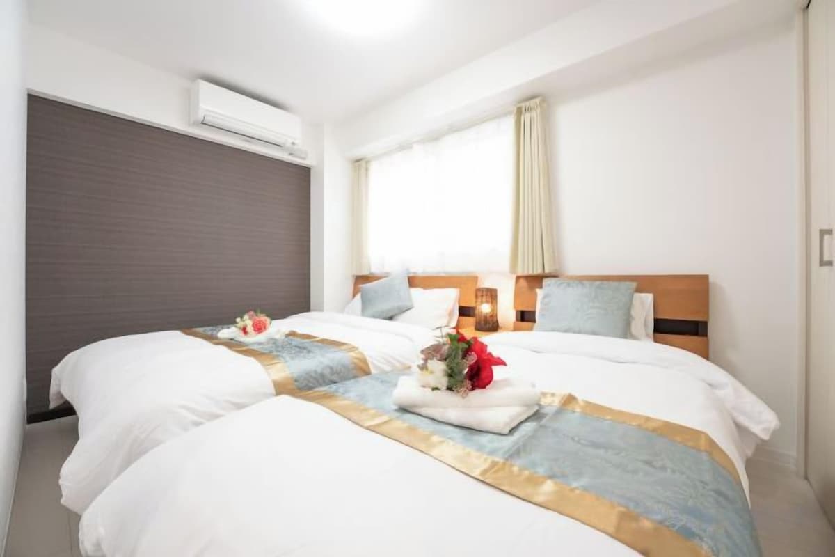 Standard two-bedroom apartment 4F