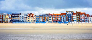 Beach nearby - TOWNHOUSE WITH GARDEN NEAR STATION (Dunkerque)