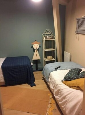 4 Schlafzimmer, Bügeleisen/Bügelbrett, Reisekinderbett, kostenloses WLAN