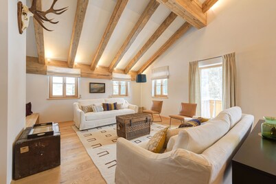 Chalet Silver Fox