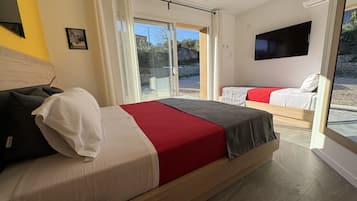 Chambre SUPERMAN | Tempat tidur bayi (biaya tambahan), Wi-Fi gratis, dan seprai linen