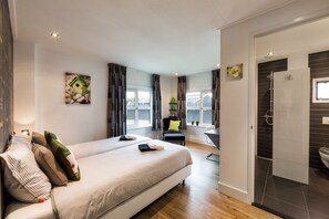 6 chambres, bureau, lit parapluie, Wi-Fi