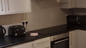 Private kitchen - Dockside Lodge (Bootle)