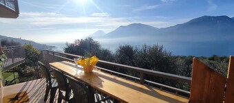 Apartament Malva 2  with balcony and amazing lake view