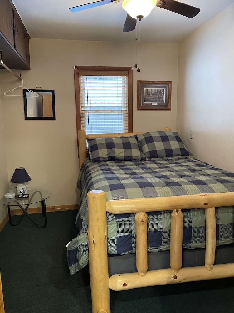 Immaculate Cabin in the Heart of the Tug Hill Region Redfield Vrbo