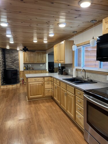 Immaculate Cabin in the Heart of the Tug Hill Region