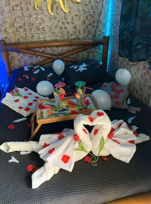 1 غرفة نوم ومكواة/لوح كي وواي فاي وتسهيلات لدخول الكراسي المتحركة