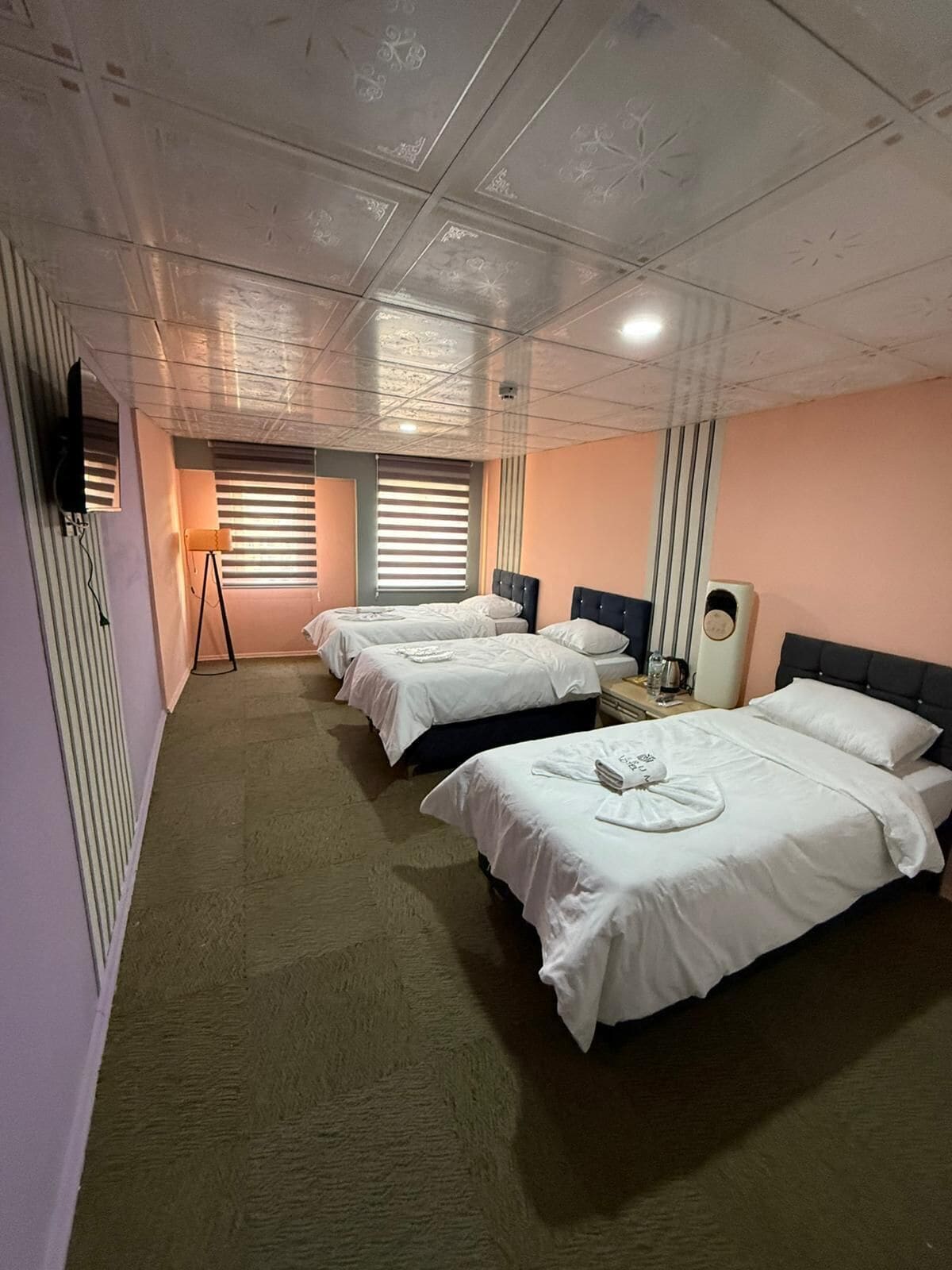 Standard Triple Room | Desk, laptop workspace, free WiFi, bed sheets