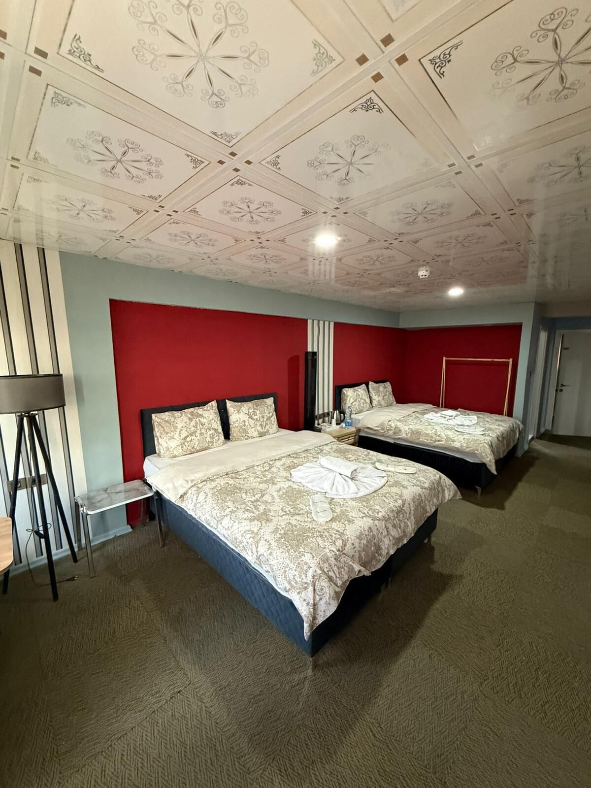 Family Quadruple Room | Desk, laptop workspace, free WiFi, bed sheets