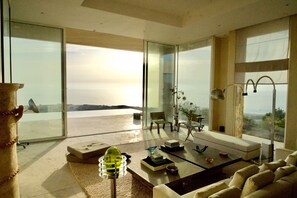 Villa de lujo | Terraza o patio