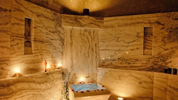 Couples treatment room(s), Turkish bath/hammam, massages