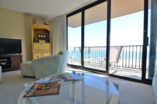AMAZING OCEANFRONT CONDO - 809 Brandywine House, Sea Colony, Bethany Beach