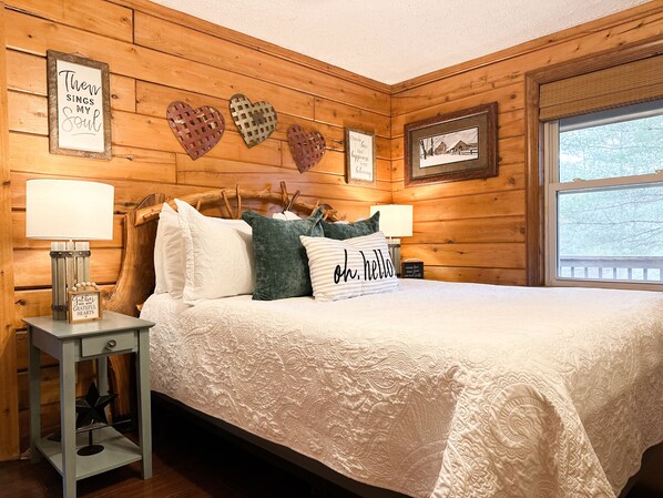 2 Schlafzimmer, Bügeleisen/Bügelbrett, Bettwäsche