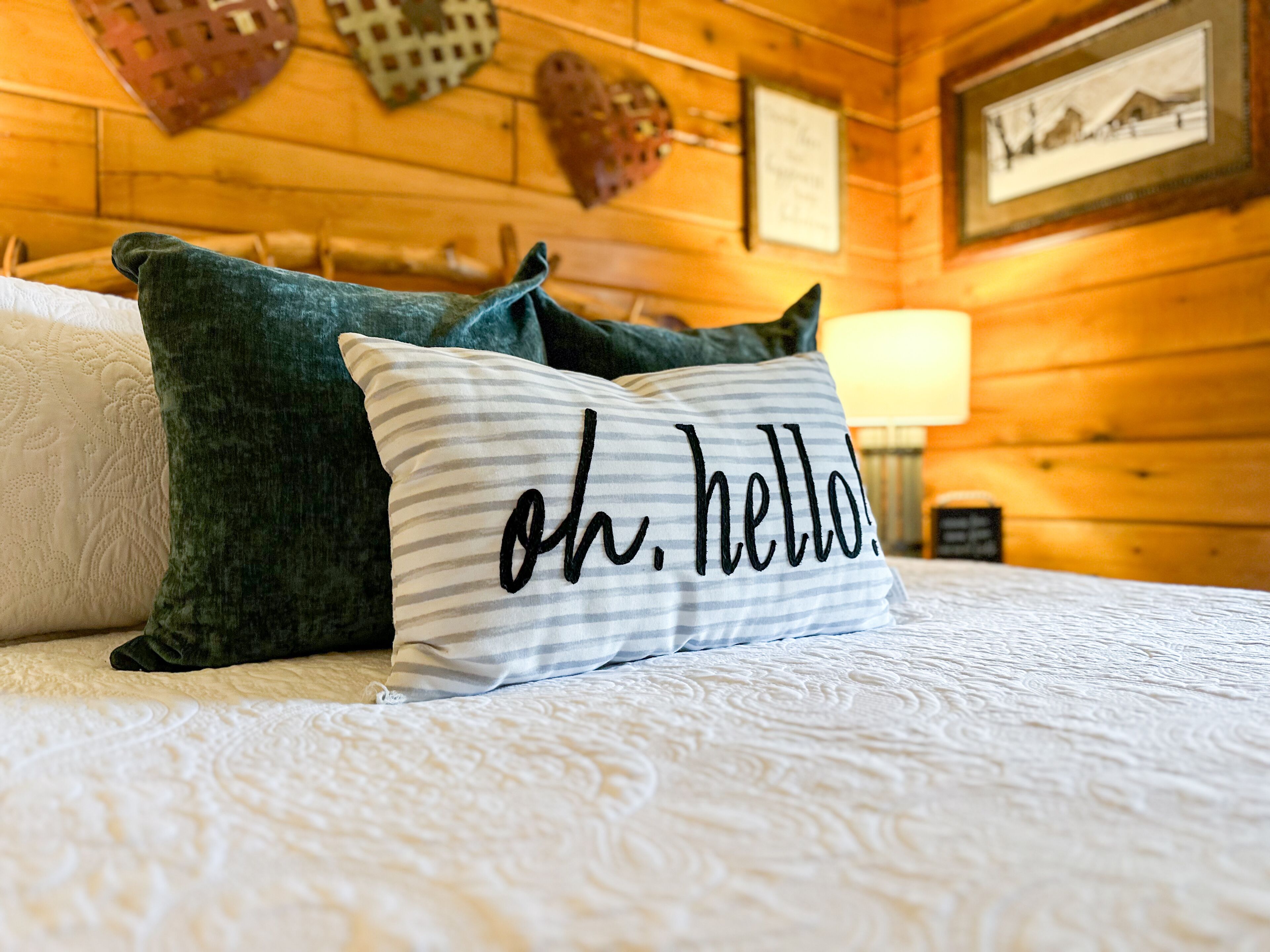 2 slaapkamers, een strijkplank/strijkijzer, beddengoed