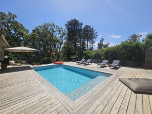 Outdoor pool - Special vacation villa  (San-Gavino-Di-Carbini)