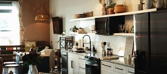 Downtown Murphy Loft Apartment - Now PET Friendly