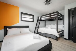 3 slaapkamers, een bureau, een strijkplank/strijkijzer, gratis wifi