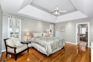 4 Schlafzimmer, Schreibtisch, Bügeleisen/Bügelbrett, kostenloses WLAN