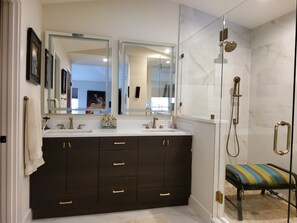 Bathroom - TPC  newly remodeled pool home! (Ponte Vedra Beach)