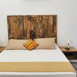 3 bilik tidur, Wi-fi percuma, cadar katil