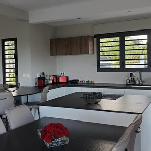 Dining - La Villa Hanoi - Le Gosier (Goyave)