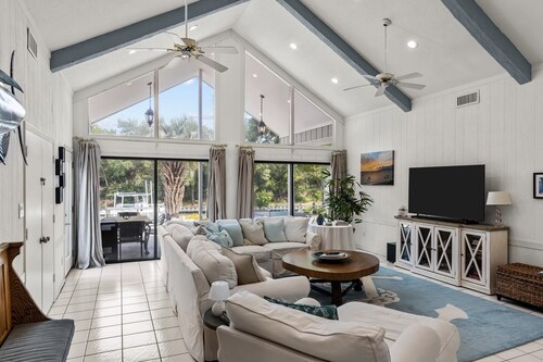 Pine Knoll Shores Canal, NC Comfortable Beach Get-Away