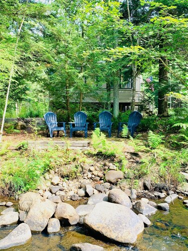 Cozy Chalet on Mill Creek