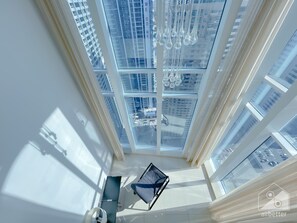 Appartamento (1 Bedroom) | Area soggiorno | TV al plasma 1 cm con canali satellitari, TV