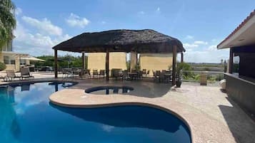 Condo Confort | Vista a la ciudad