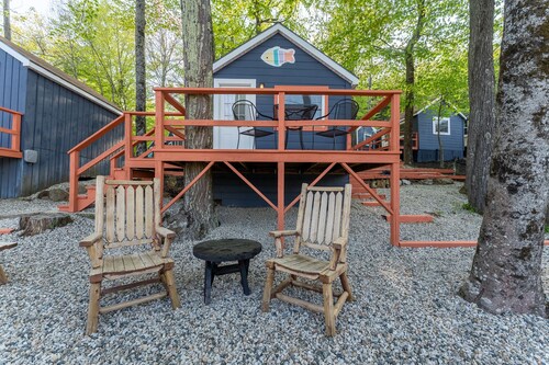 Rent Vacanza Cabins Sleeps 37 Perfect for retreats, weddings and more!