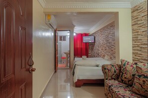 1 bedroom, iron/ironing board, free WiFi, bed sheets - Premium Single Room in Corales del Sur (Santo Domingo Este)