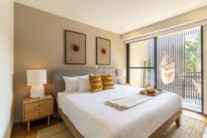 Hypo-allergenic bedding, in-room safe, individually decorated - Casa Colima by Kukun (Mexico City)