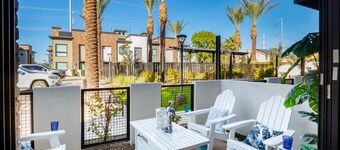 Heritage District Oasis, 300 steps from downtown Gilbert amenities. -Lot 8