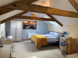 Casa de campo | 1 dormitorio, tabla de planchar con plancha, wifi gratis y ropa de cama