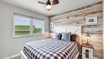 2 bedrooms, internet, bed sheets