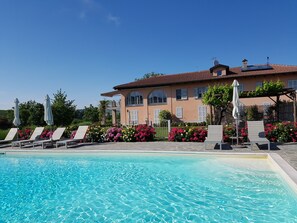 Piscine extérieure
