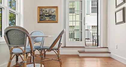 Downtown 2nd Floor Apartment with Dramatic Lake Views.