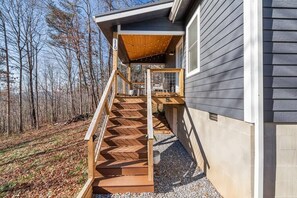 Exterior - Dog Friendly Tiny Home 15 Min from Asheville's Best (Swannanoa)