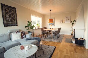 Living area - Spacious house close to the sea for the extended family (Västra Götalands län)