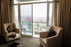 Executive-studiosviitti | Minibaari, työpöytä, kannettavalle tietokoneelle sopiva työtila