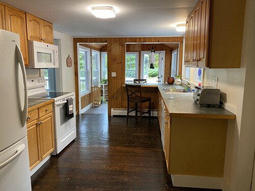 Hear the stream from bed. 