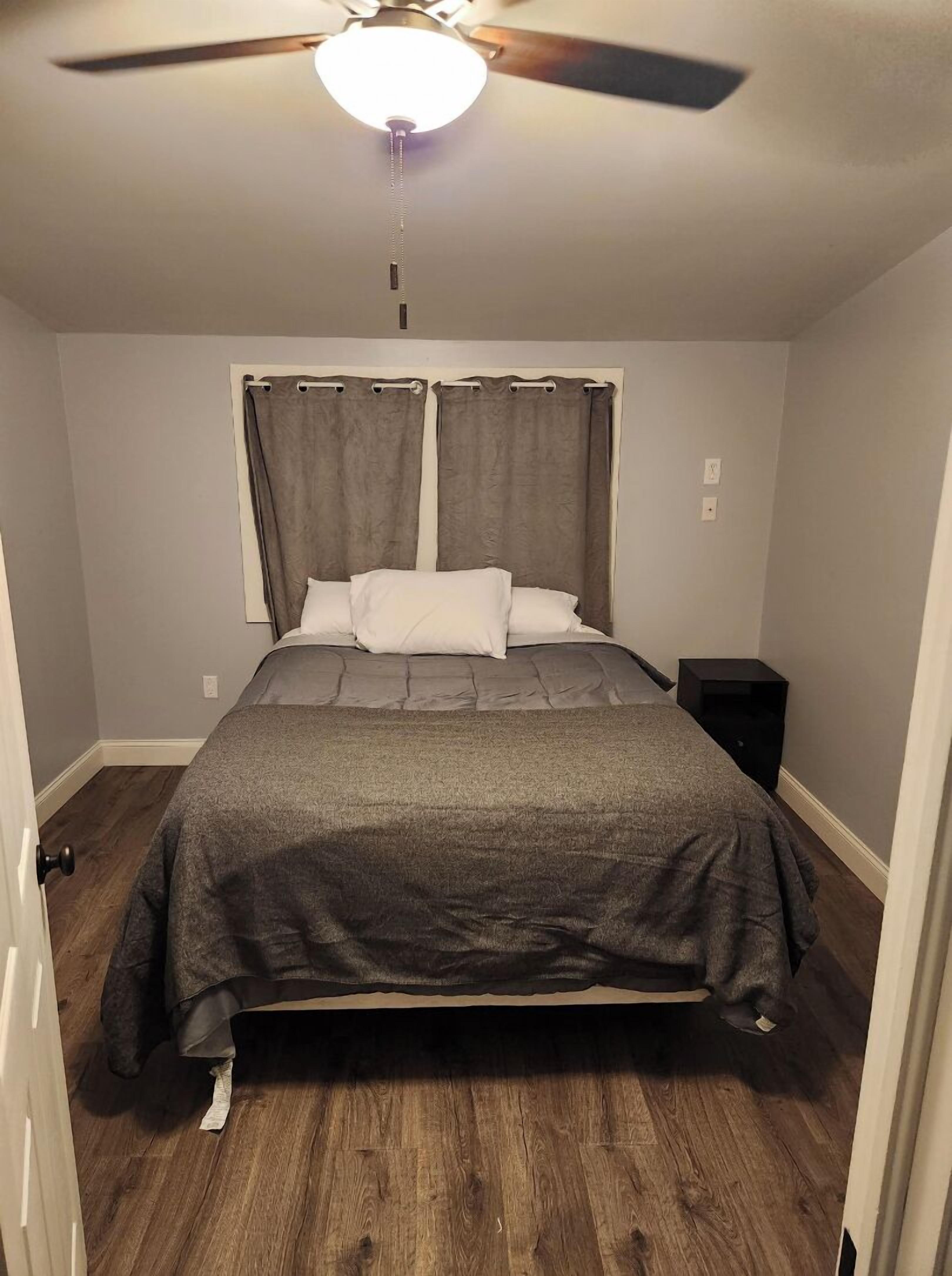 2 chambres, bureau, fer et planche à repasser, Wi-Fi gratuit