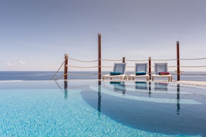 Piscina all'aperto