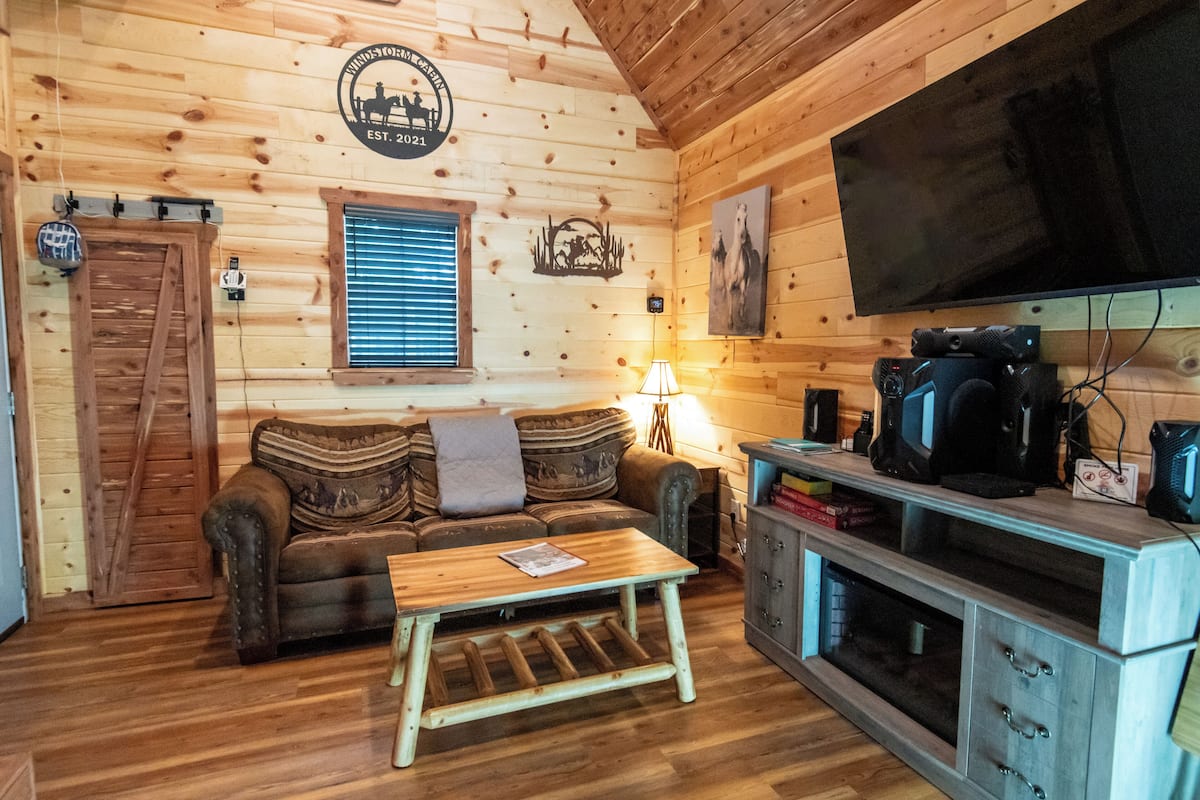 55-Zoll-Smart-TV mit Digitalempfang, Fernseher, DVD-Player